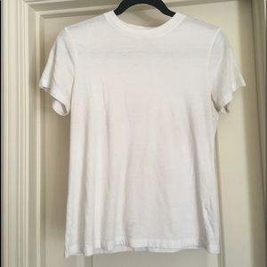 FREE w/ purchase. a new day Basic White Tee🍯